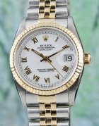 (image for) A ROLEX MID SIZE OYSTER PERPETUAL DATEJUST / 68273