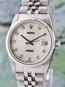 (image for) A ROLEX MID SIZE OYSTER PERPETUAL DATEJUST / 78274