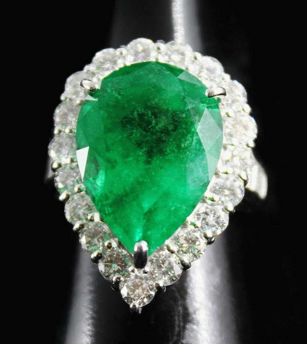 (image for) 11.12 CARAT COLOMBIA NATURAL EMERALD (BERYL) WITH NGI CERT
